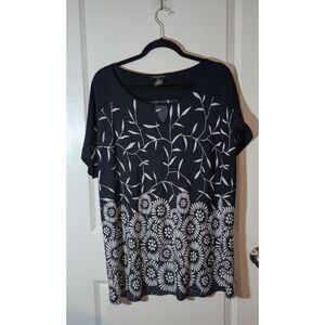 Adele and May Blue and White Floral Top 2X